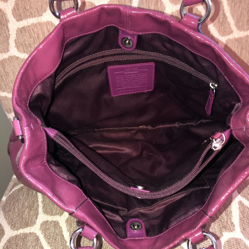 Excellent Condition Coach Purse - Picture 3 of 8